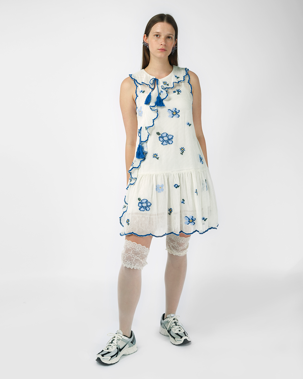 GRID EMBROIDERED FLORAL RUFFLE DRESS