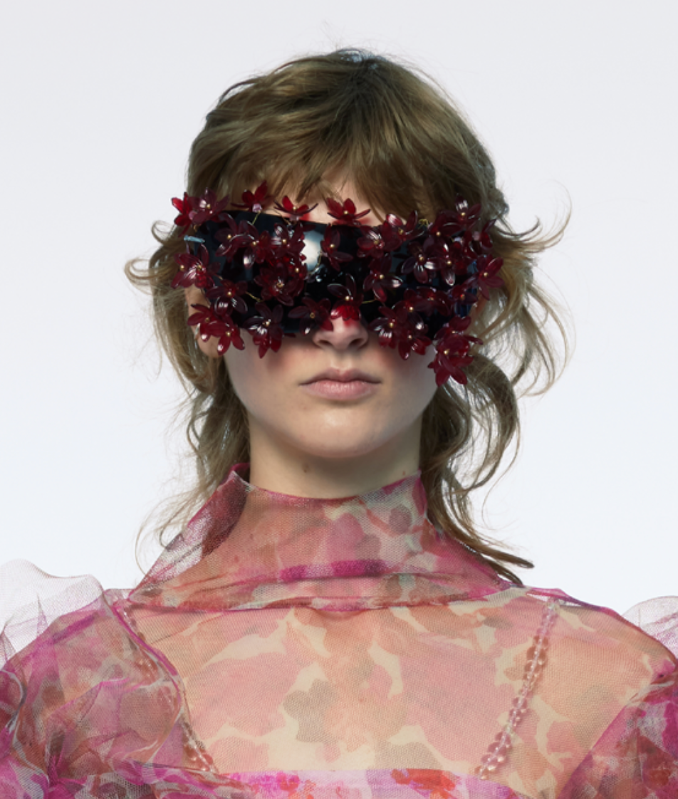 3D PRINTED SCATTERED FLOWER SUNGLASSES