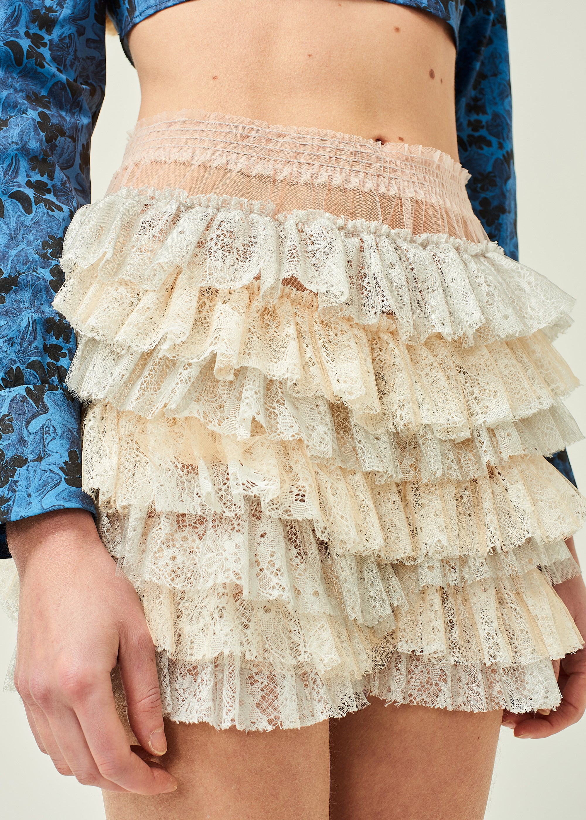 FRILLED TULLE SHORTS