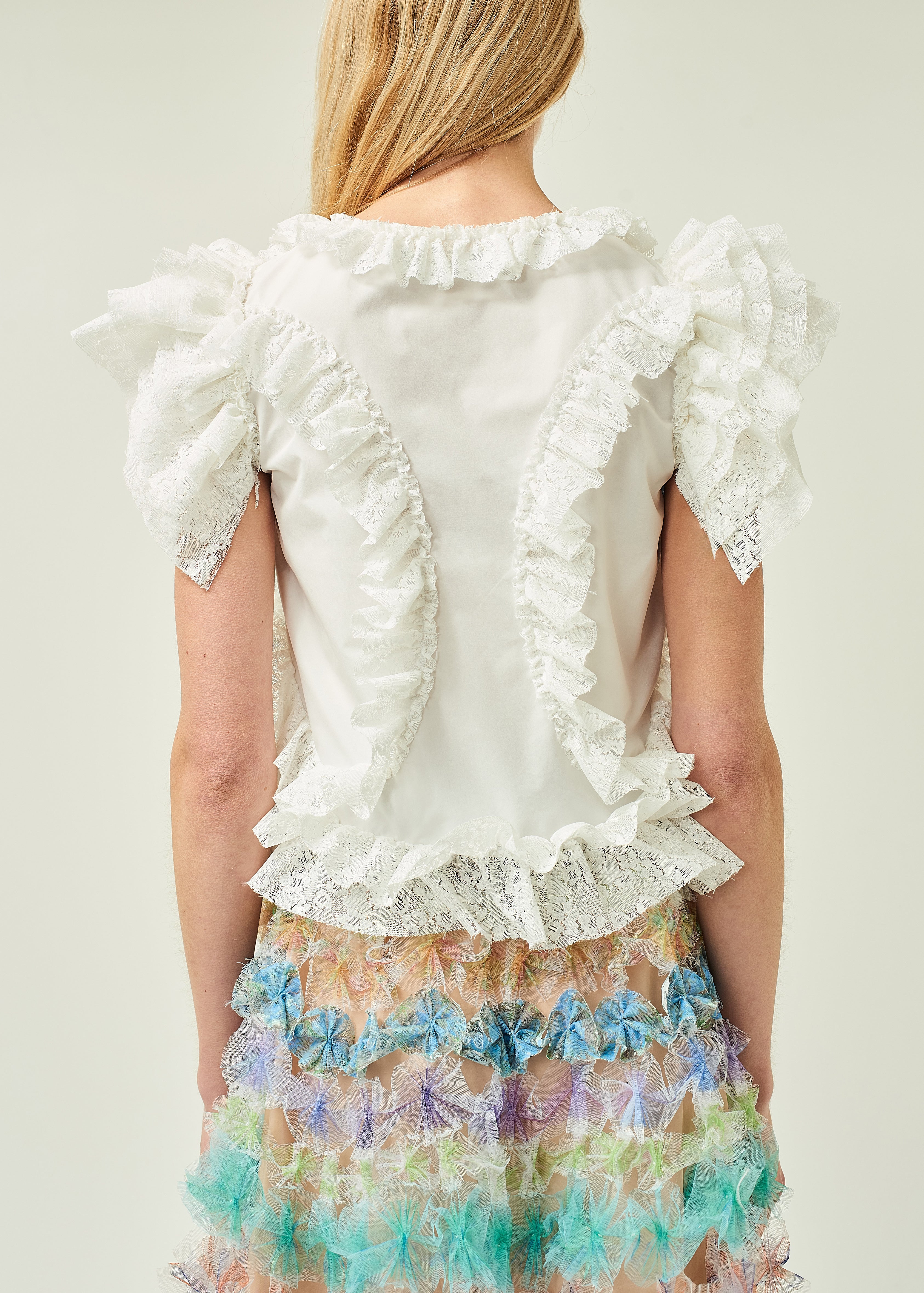 RUFFLE TULLE BLOUSE